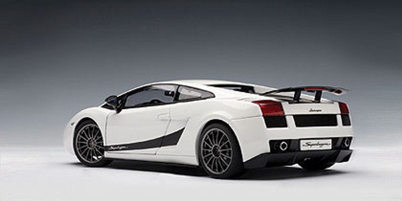 lamborghini gallardo lp570 4 superleggera white