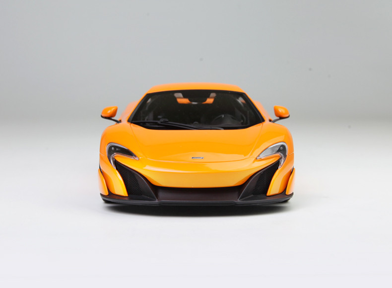 Customization of 1/18 Kyosho Mclaren 675LT (Blue) Enclosed Diecast