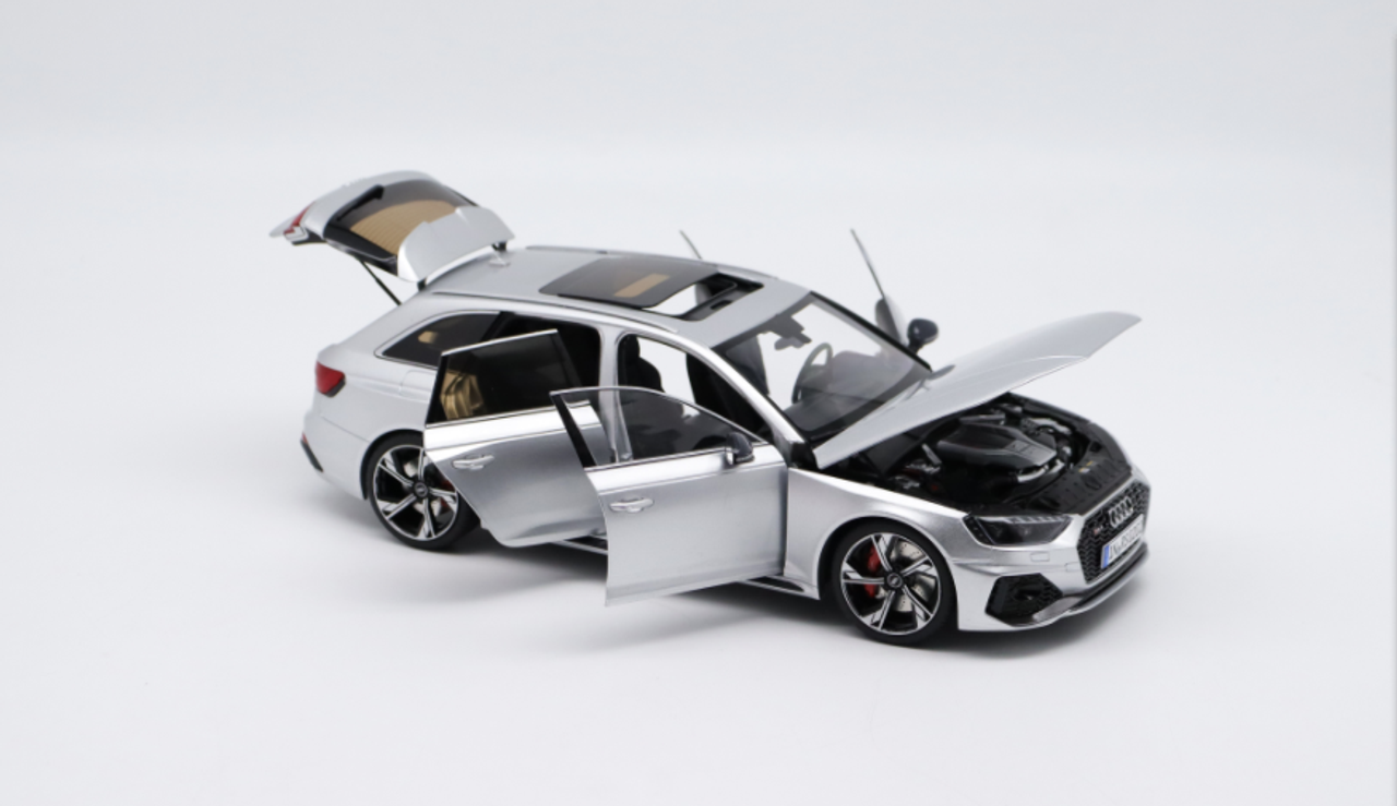  1/18 AUTOKOL 2022 Audi RS4 (B9) Avant Silver Diecast Car Model