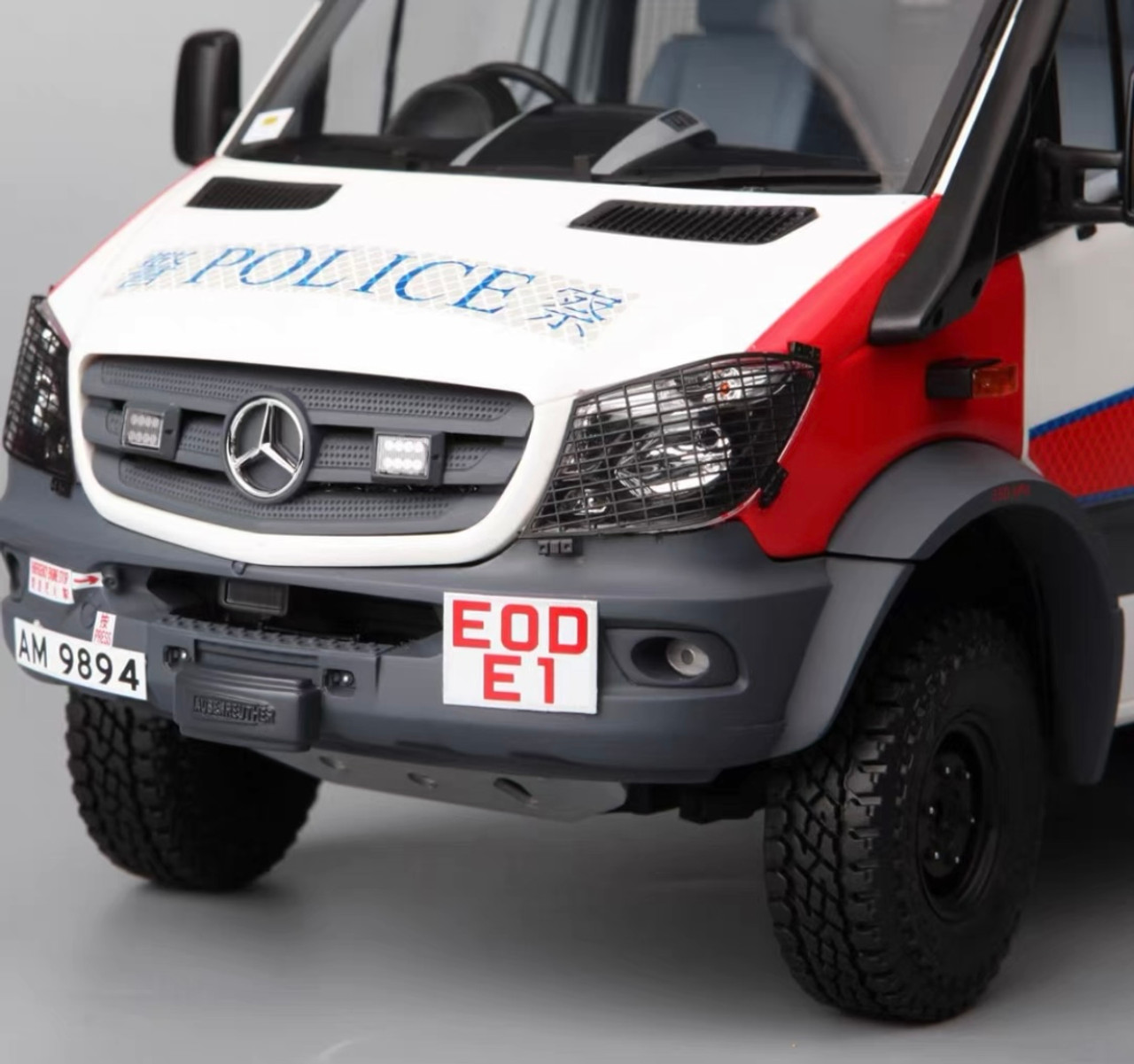 1/18 Mercedes-Benz Sprinter 6x6 EOD Hong Kong Bomb Dispoal Police Diecast  Car Model - LIVECARMODEL.com