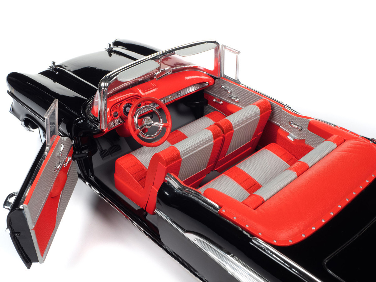 1/18 Auto World 007 Dr.NO シボレー ベルエア 1/18 Auto World 1957 Chevrolet Bel Air Convertible Onyx Black