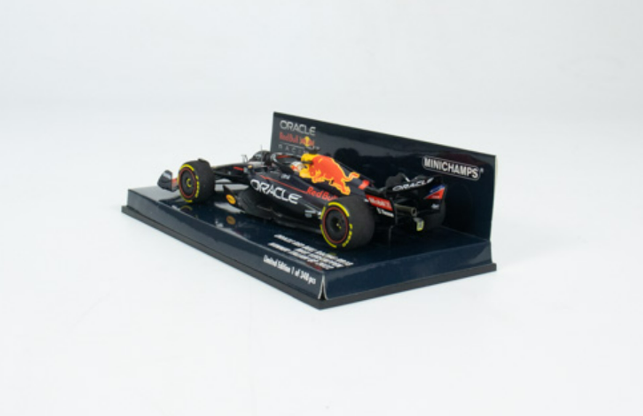 1/43 Minichamps 2022 Formula 1 Max Verstappen Red Bull RB18 #1 Winner Italy GP Formula 1 World Champion Car Model