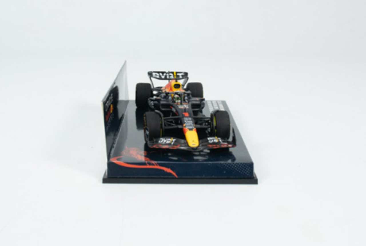 1/43 Minichamps 2022 Formula 1 Max Verstappen Red Bull RB18 #1 Winner Italy GP Formula 1 World Champion Car Model