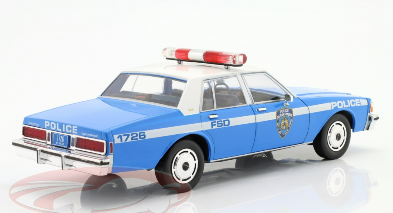 1/18 Greenlight 1990 Chevrolet Caprice Police New York (NYPD) Diecast Car Model