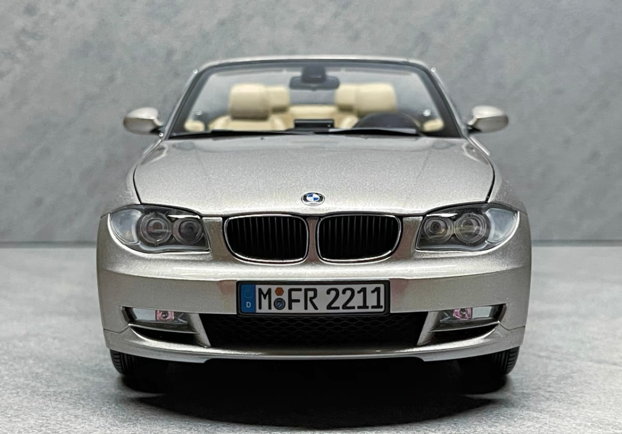 1/18 Dealer Edition BMW 1 Series 120i 125i Cabriolet