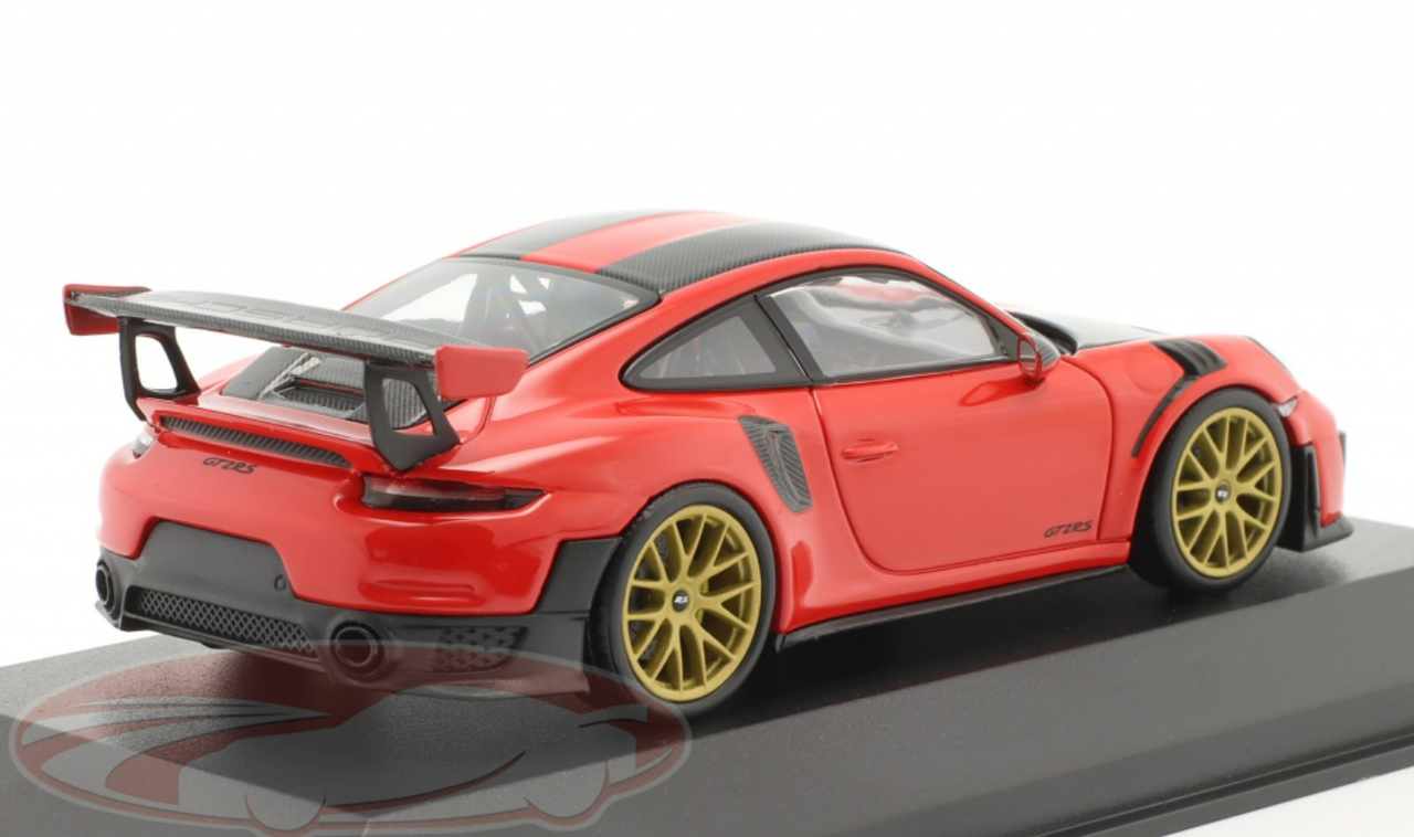 1/43 Minichamps 2018 Porsche 911 (991.2) GT2 RS Weissach Package (Guards Red with Golden Rims) Car Model