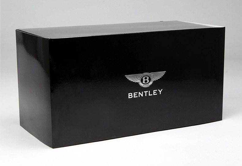 1/18 Kyosho Bentley Continental Flying Spur W12 (Damson Purple
