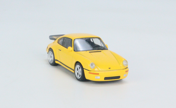 1/64 Mini GT 1987 Porsche 911 RUF CTR (Blossom Yellow) Diecast Car Model