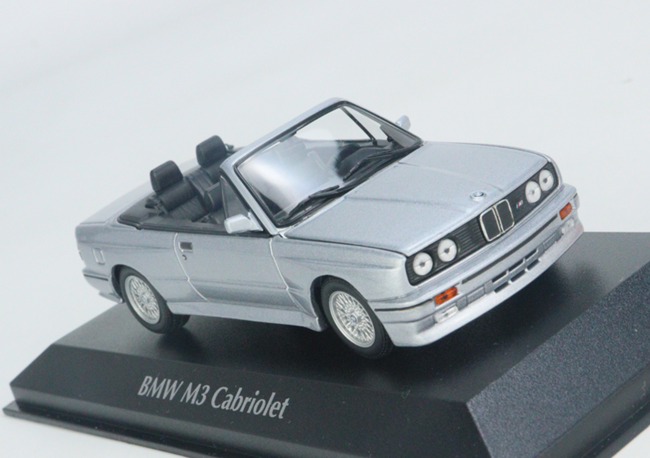 1/43 Minichamps 1988 BMW M3 Convertible (E30) (Silver) Car Model