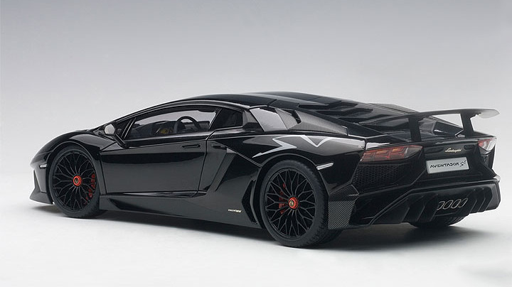 1/18 AUTOart Lamborghini Aventador SV LP750-4 (Nero Aldebaran