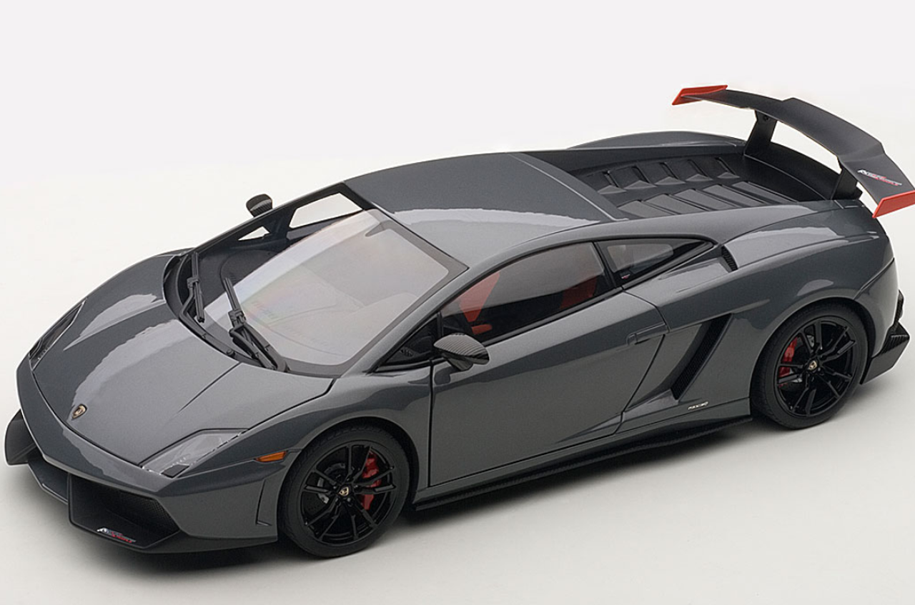 1/18 AUTOart Lamborghini Gallardo LP570 SUPERTROFEO STRADALE (GRIGIO  TELESTO/GREY) Diecast Car Model