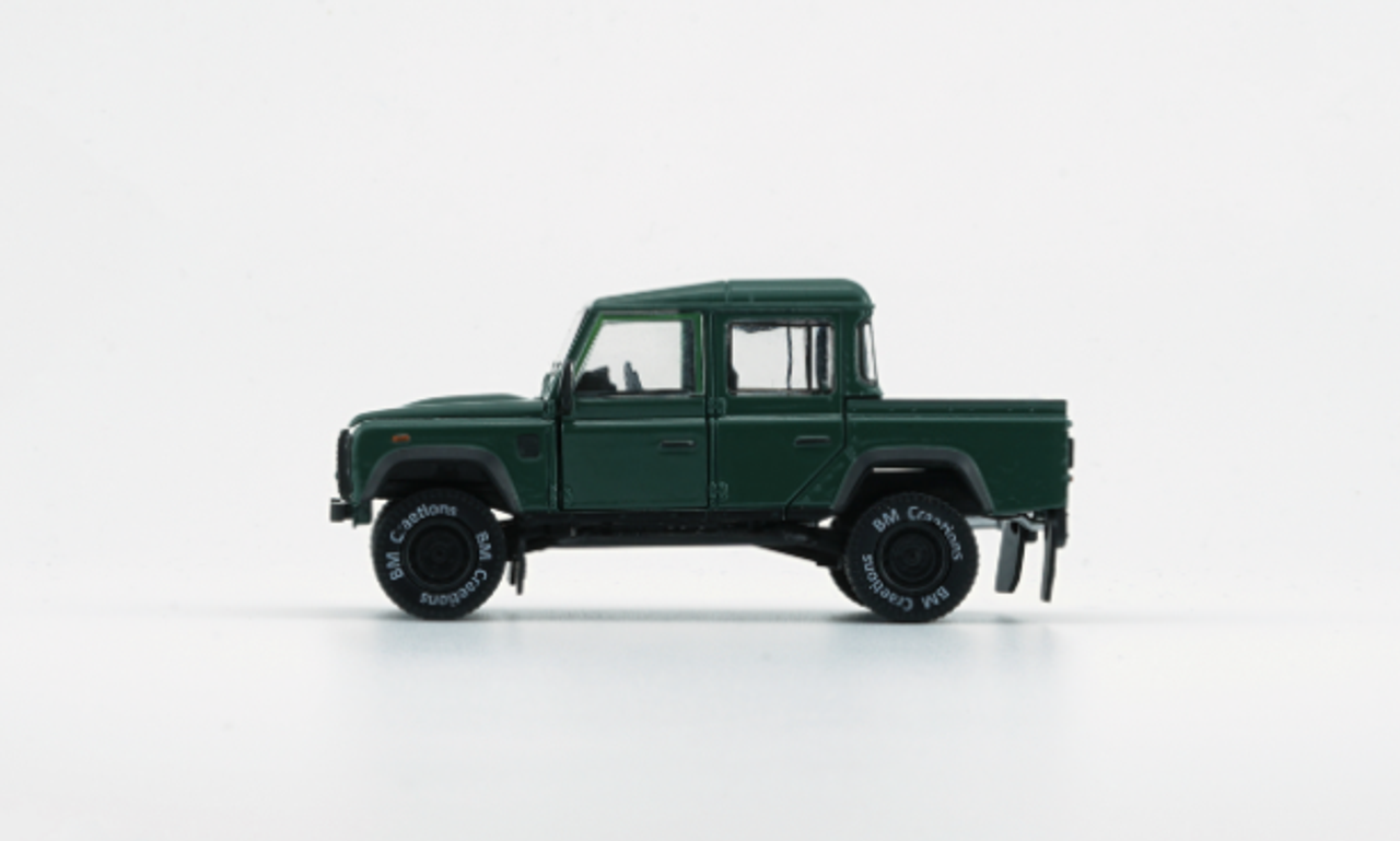 1/64 BM Creations Land Rover 2016 Defender 110 Pick Up