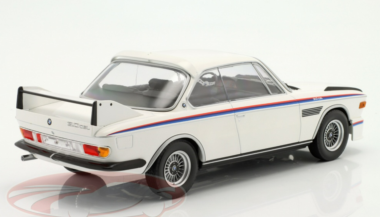 1/18 Minichamps 1973 BMW 3.0 CSL (E9) White Car Model