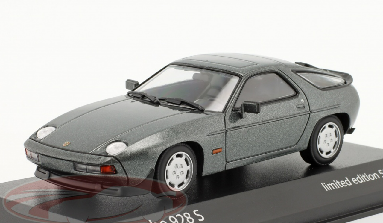 1/43 Minichamps 1978 Porsche 928 S (Grey Metallic) Car Model