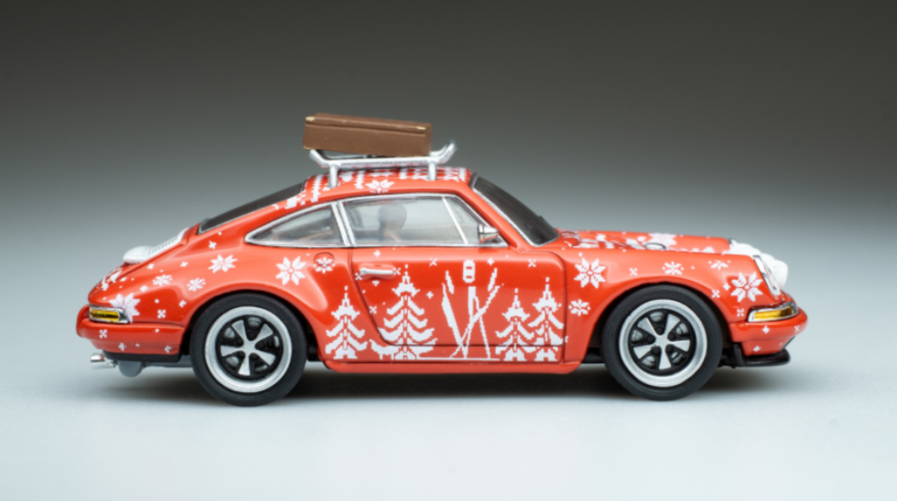  1/64 POPRACE Porsche 911 (964) SINGER CHRISTMAS EDITION