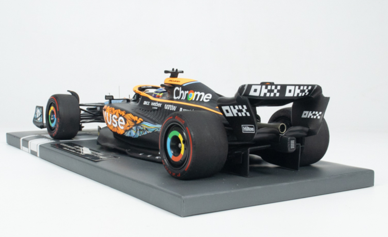 1/18 Minichamps 2022 Formula 1 Oscar Piastri MCL36 #28 Abu Dhabi Test Car Model