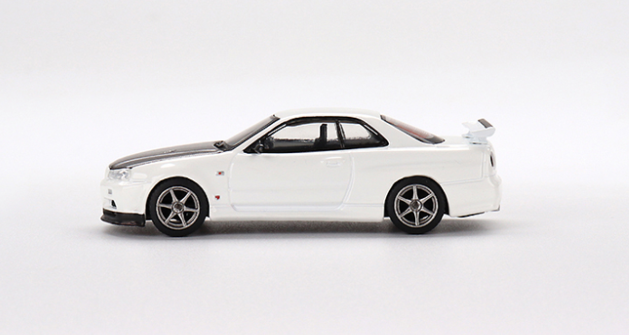 1/64 Mini GT Nissan Skyline GT-R (R34) V-Spec II N1 White Diecast Car Model