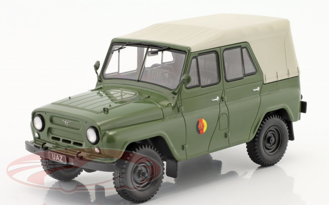 1/24 WhiteBox UAZ 169 (NVA) SUV (Olive Green) Car Model