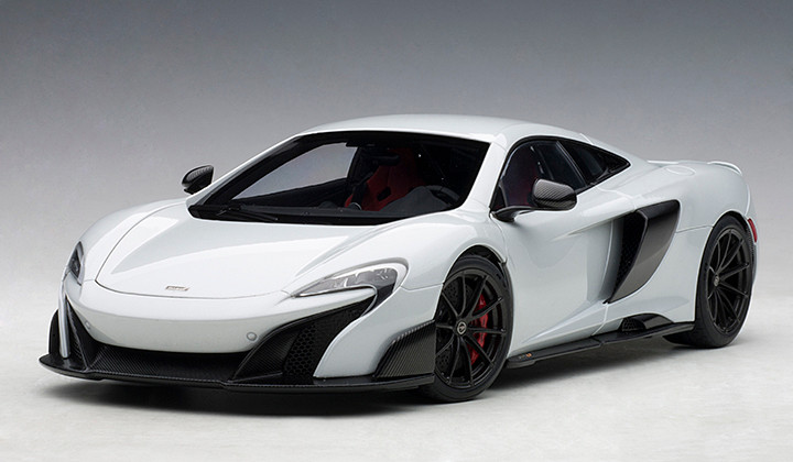1/18 AUTOart McLaren 675LT (Silica White) Car Model - LIVECARMODEL.com