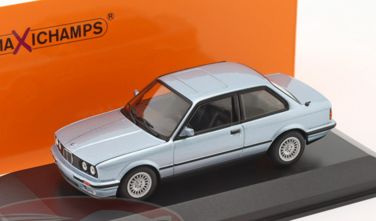 1/43 Minichamps 1986 BMW 3 Series (E30) (Silver Blue Metallic) Car Model