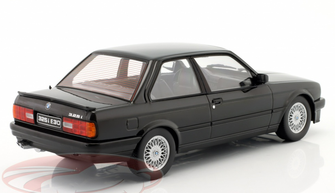 1/18 KK-Scale 1987 BMW 325i (E30) M Package (Black) Car Model 