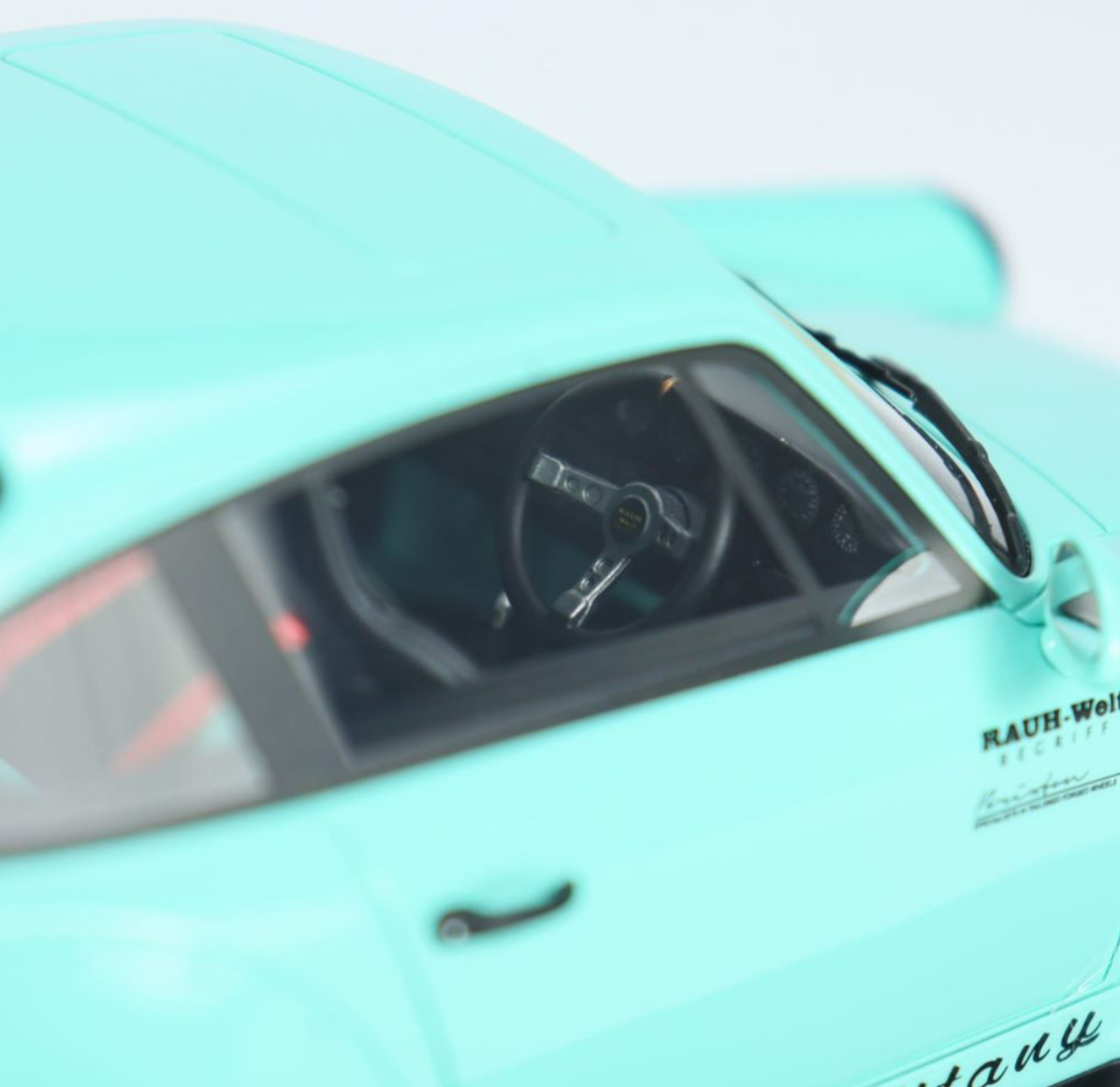 1/18 GT Spirit 2015 Porsche 911 RWB (Tiffany Blue) Resin Car Model