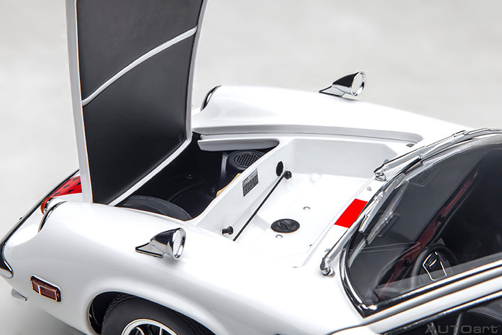 1/18 AUTOart Lotus Europa Special “The Circuit Wolf” Car Model