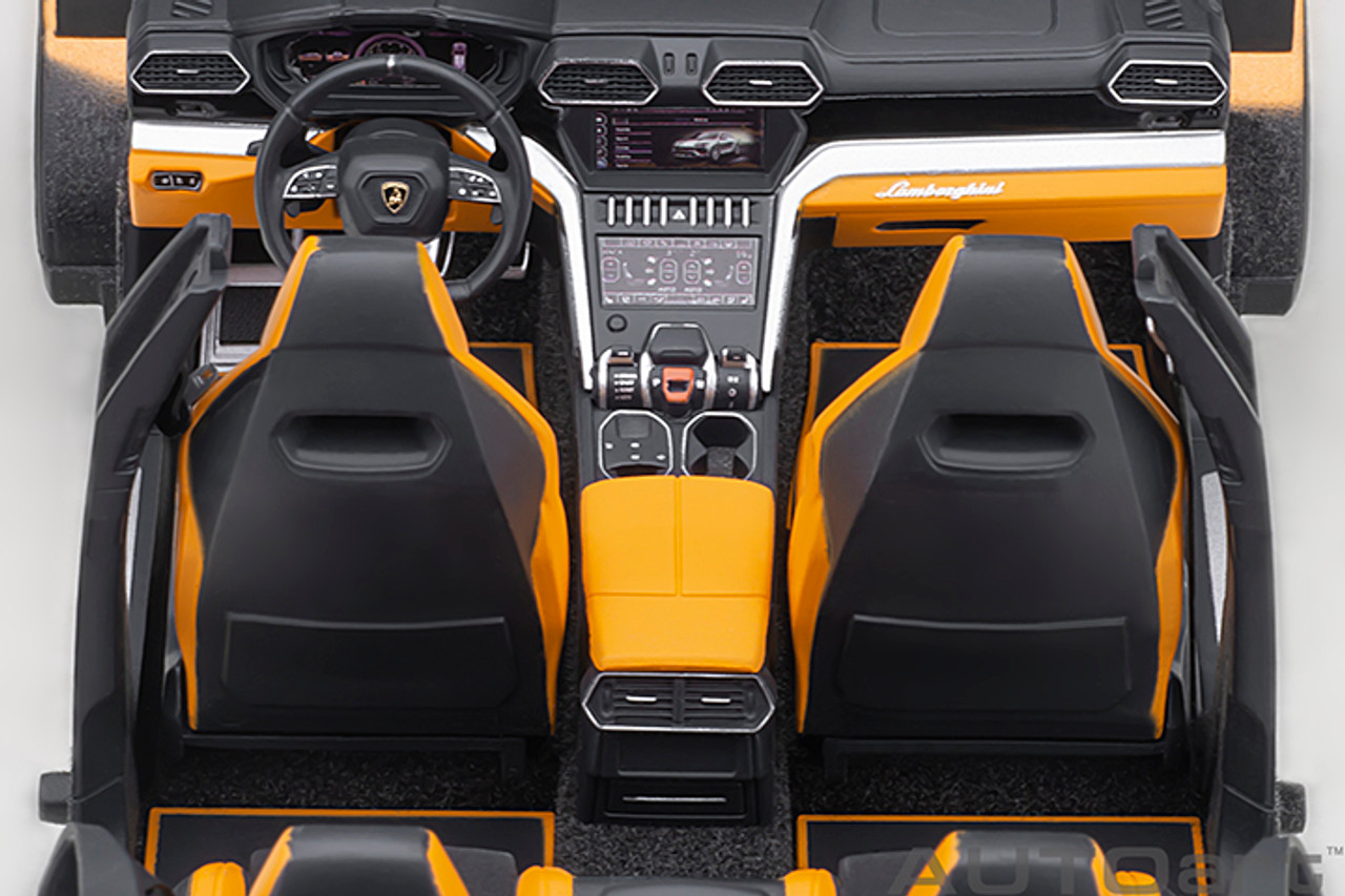 1/18 AUTOart Lamborghini Urus (Arancio Borealis Pearl Orange) Car Model 