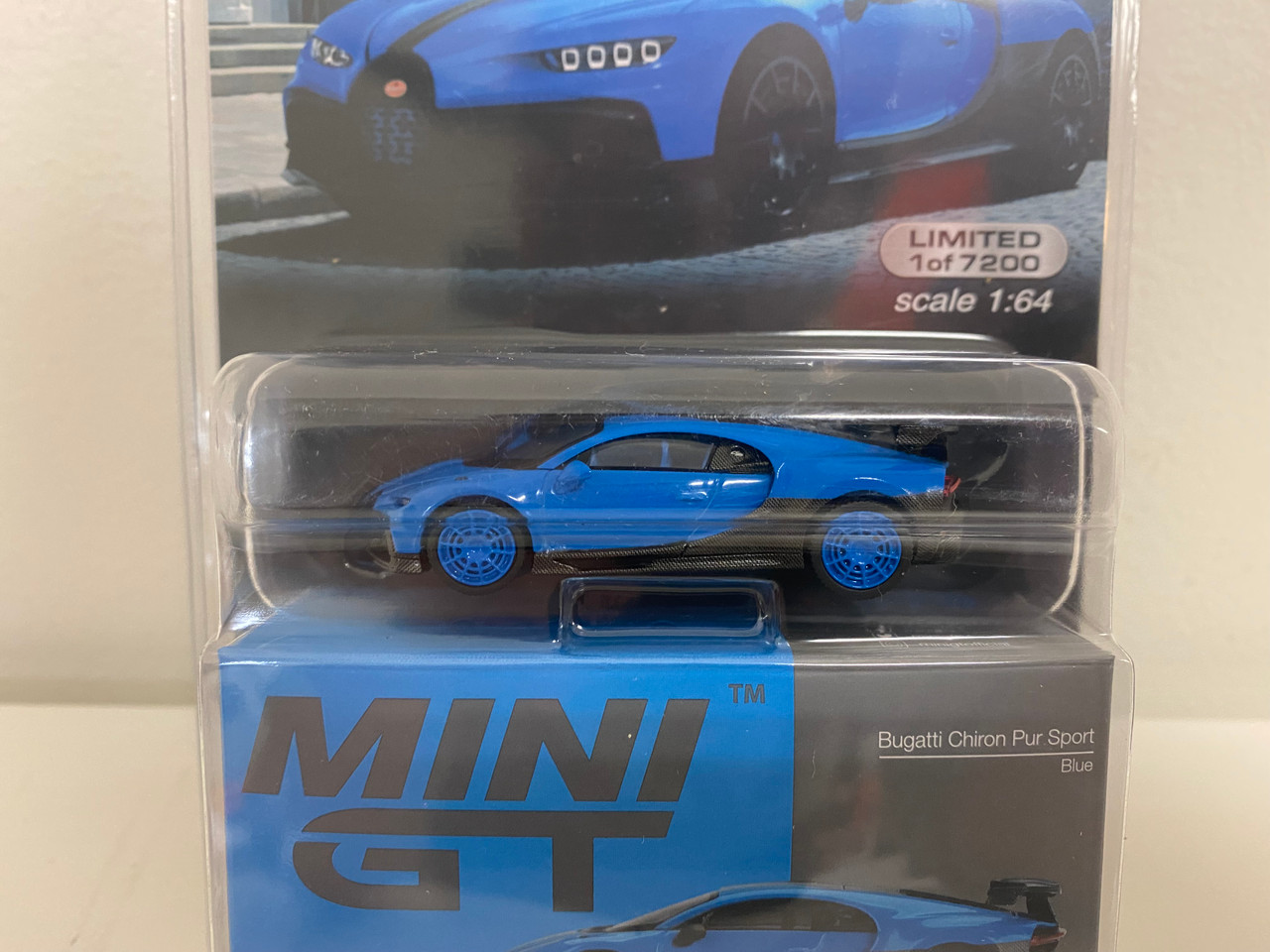 CHASE CAR 1/64 MINI GT Bugatti Chiron Pur Sport (Blue with Blue Wheels) Diecast Car Model