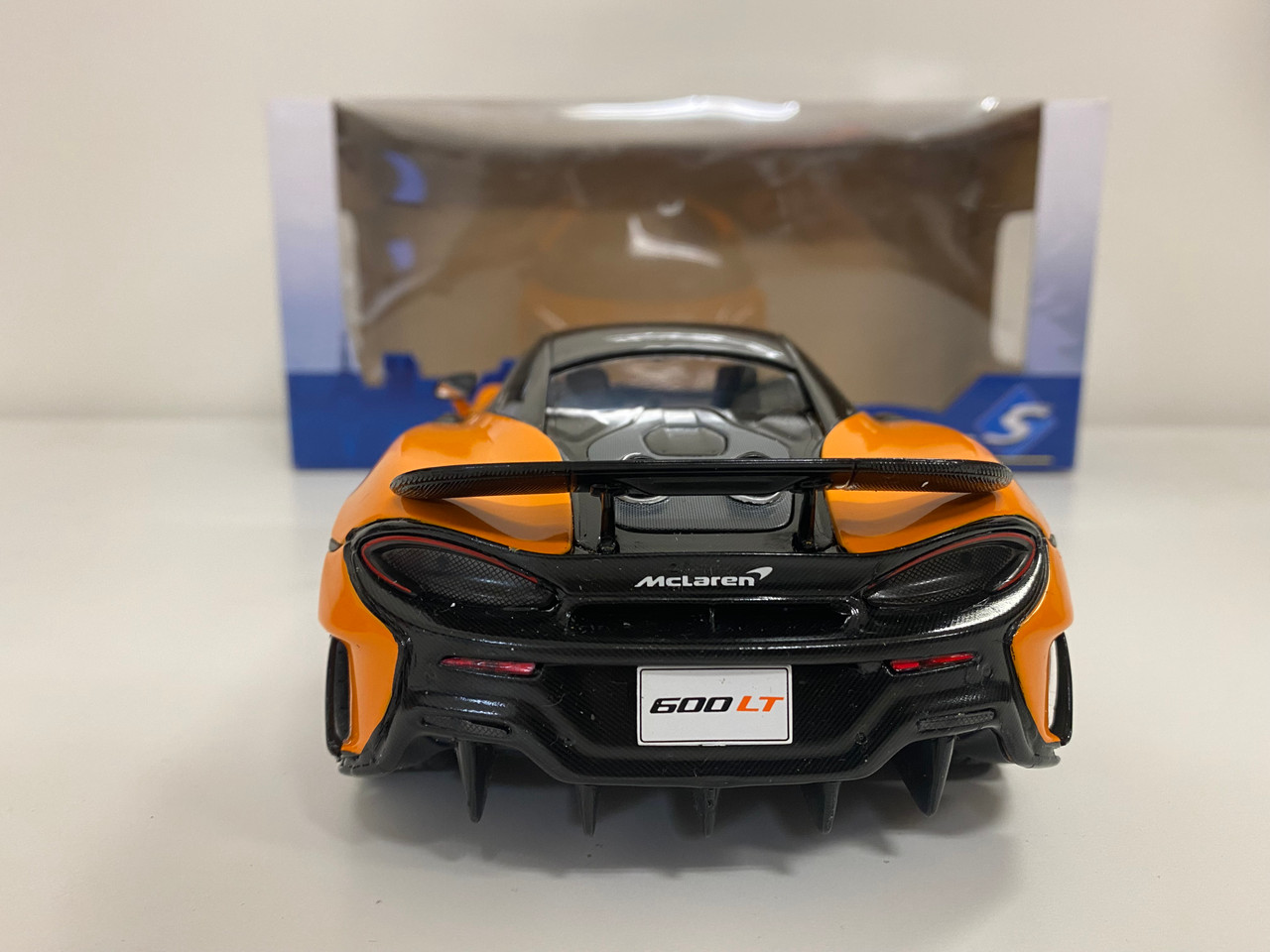 DAMAGED AS-IS 1/18 Solido McLaren 600 LT 600LT (McLaren Orange) Diecast Car Model