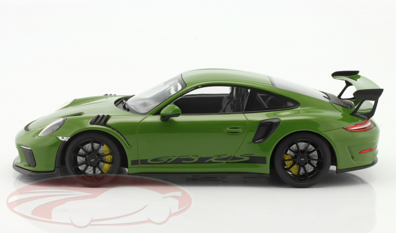 1/18 Minichamps 2019 Porsche 911 (991.2) GT3 RS (Green with Black Rims) Car Model Limited 111 Pieces