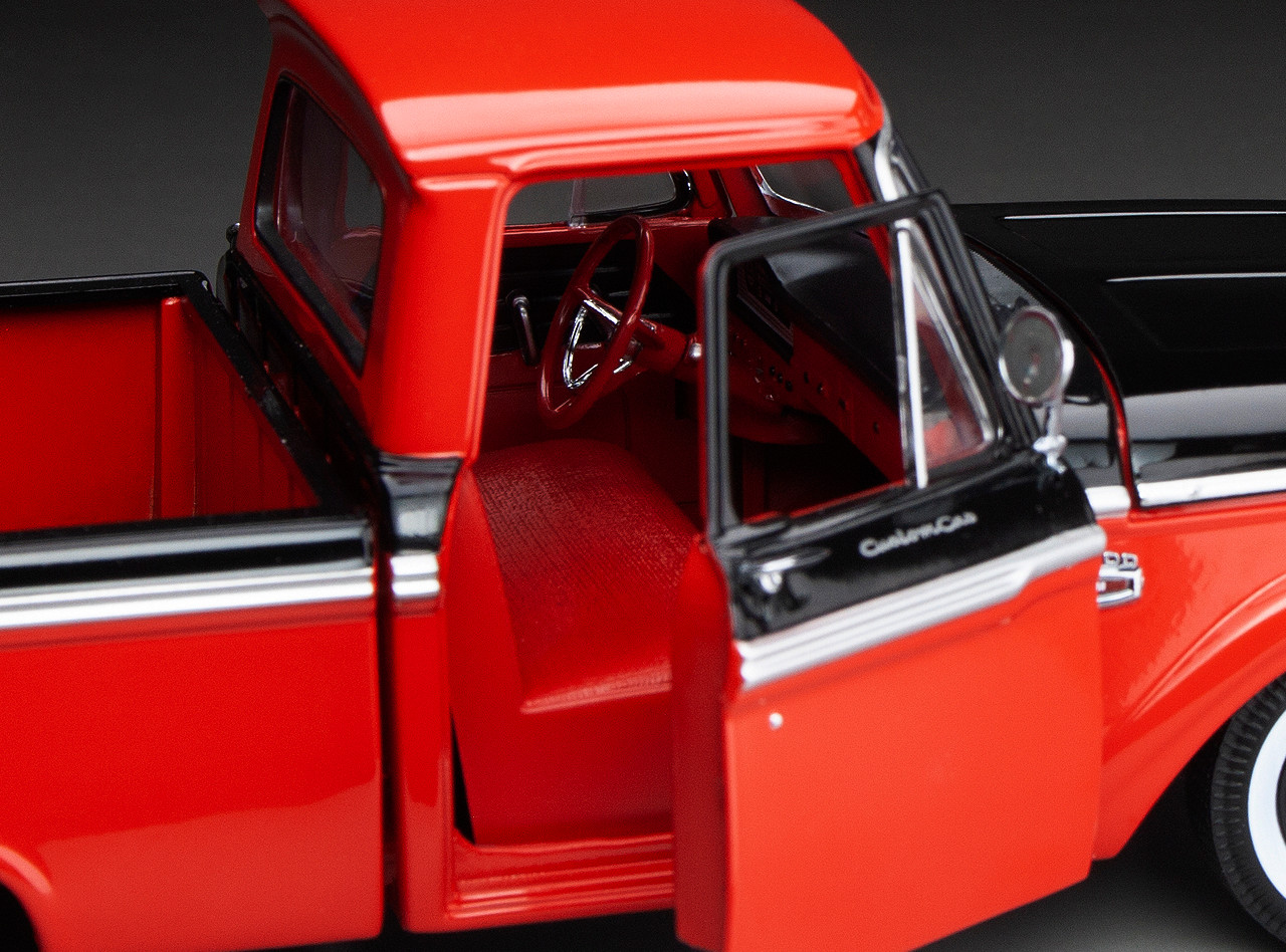 kk様 1/18 Sunstar 1965 Ford F-100 Custom Cab Pickup (Red) Diecast
