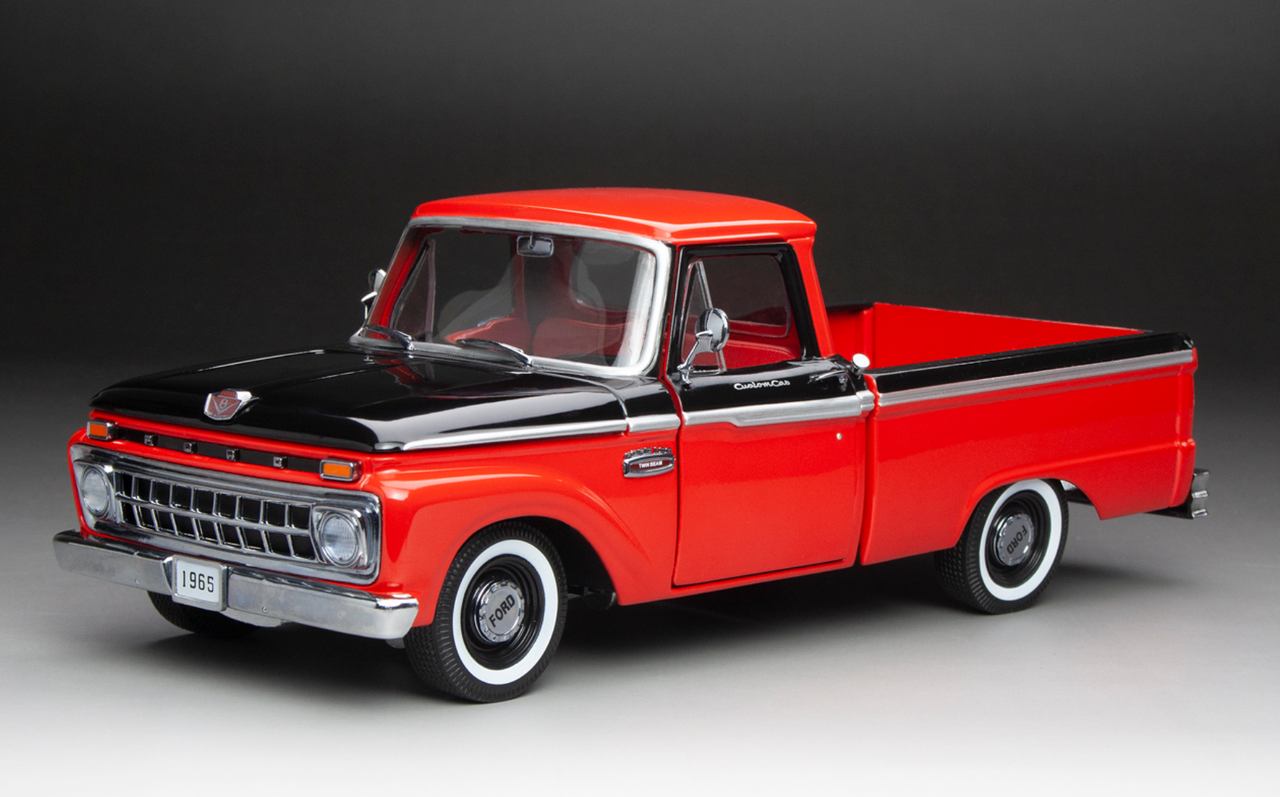 1/18 Sunstar 1965 Ford F-100 Custom Cab Pickup (Red) Diecast Car 