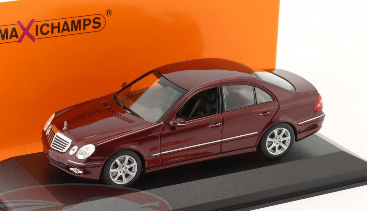 1/43 Minichamps 2006 Mercedes-Benz E-Class (W211) (Dark Red Metallic) Car Model