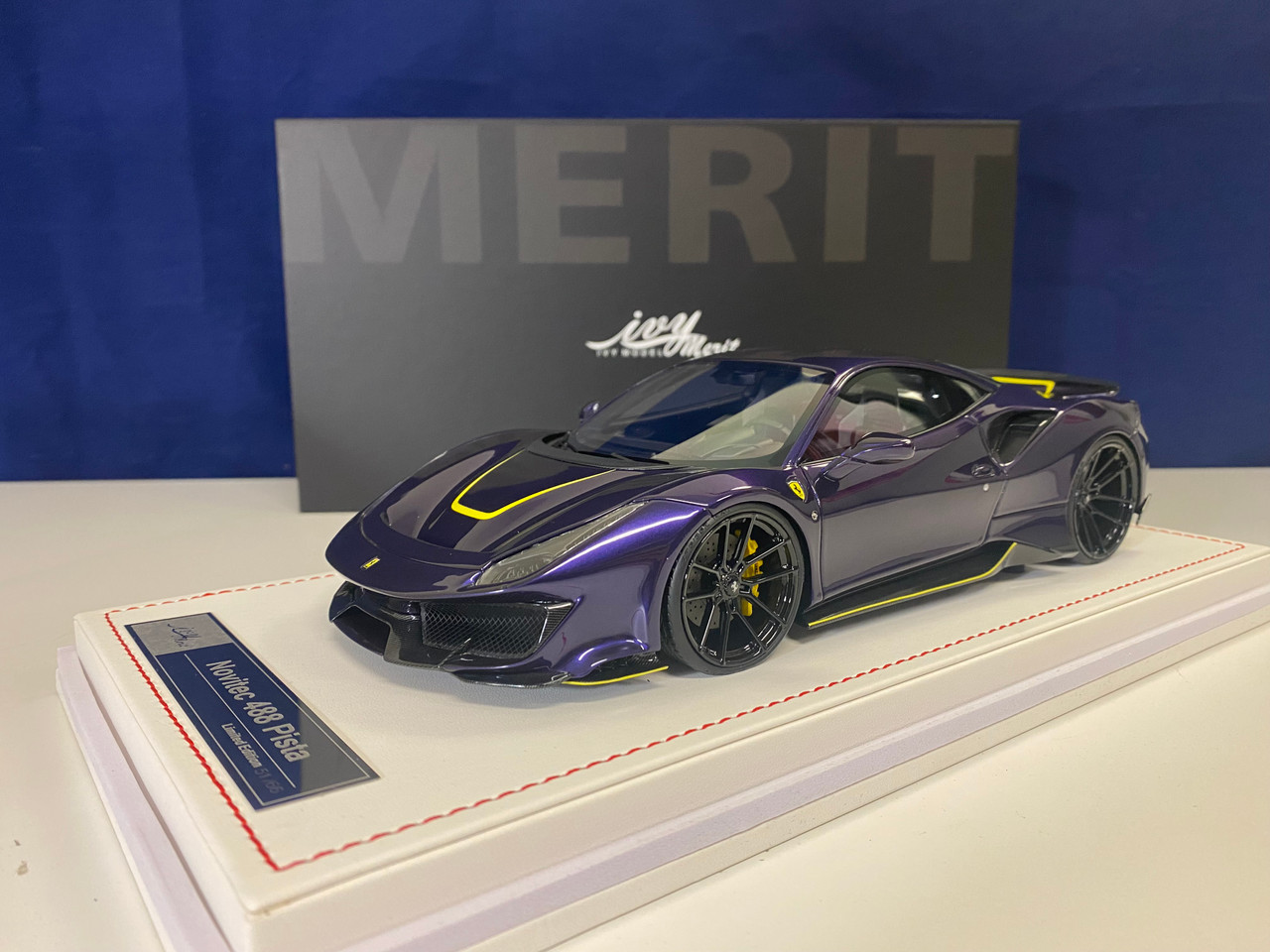 1/18 Ivy Novitec Ferrari 488 Pista (Hong Kong Purple) Resin Car Model Limited 66 Pieces