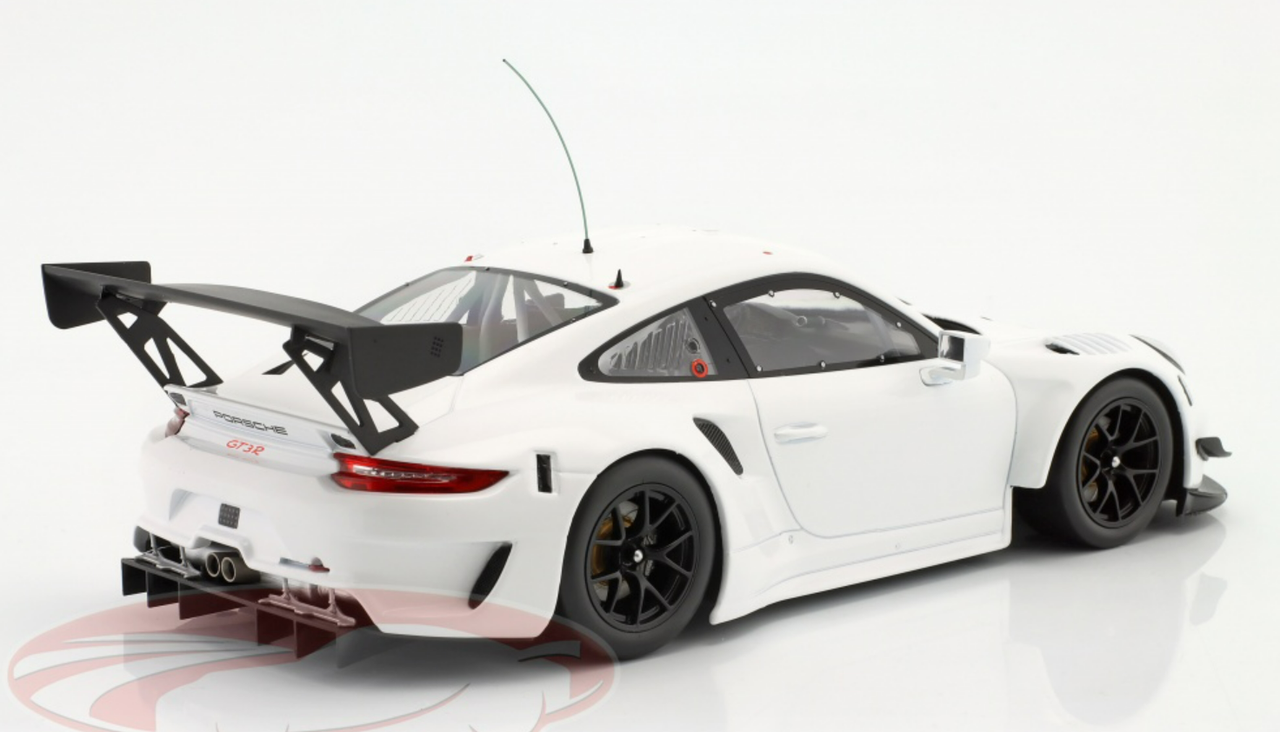 1/18 Ixo Porsche 911 RSR Plain Body Version (White) Car Model