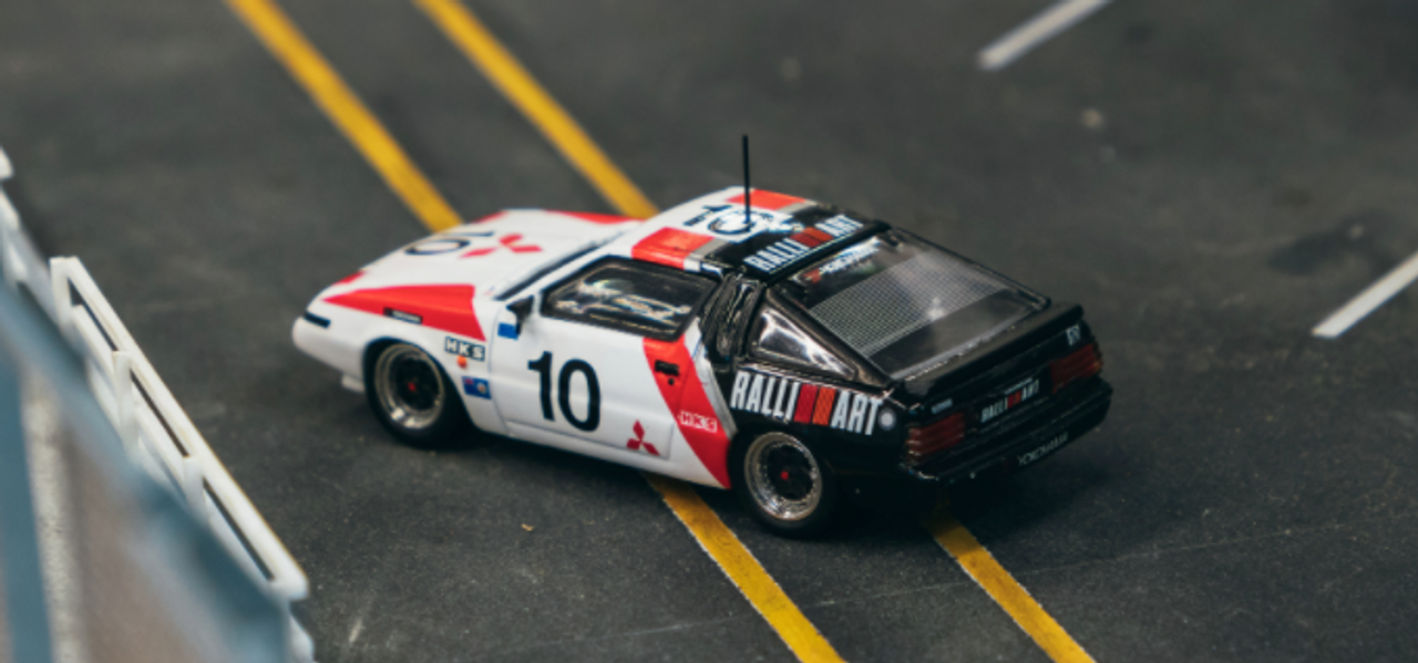 1/64 Tarmac Works Mitsubishi Starion 