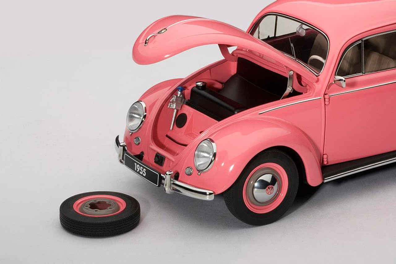 1/18 AUTOart Volkswagen VW BEETLE 1200 LIMOUSINE 1955 (Pink