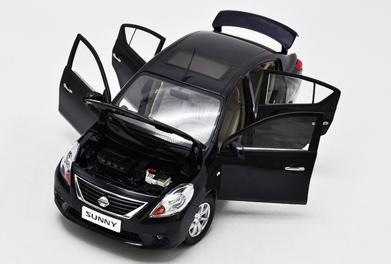 1/18 Dealer Edition Nissan Sunny (Black) Diecast Car Model