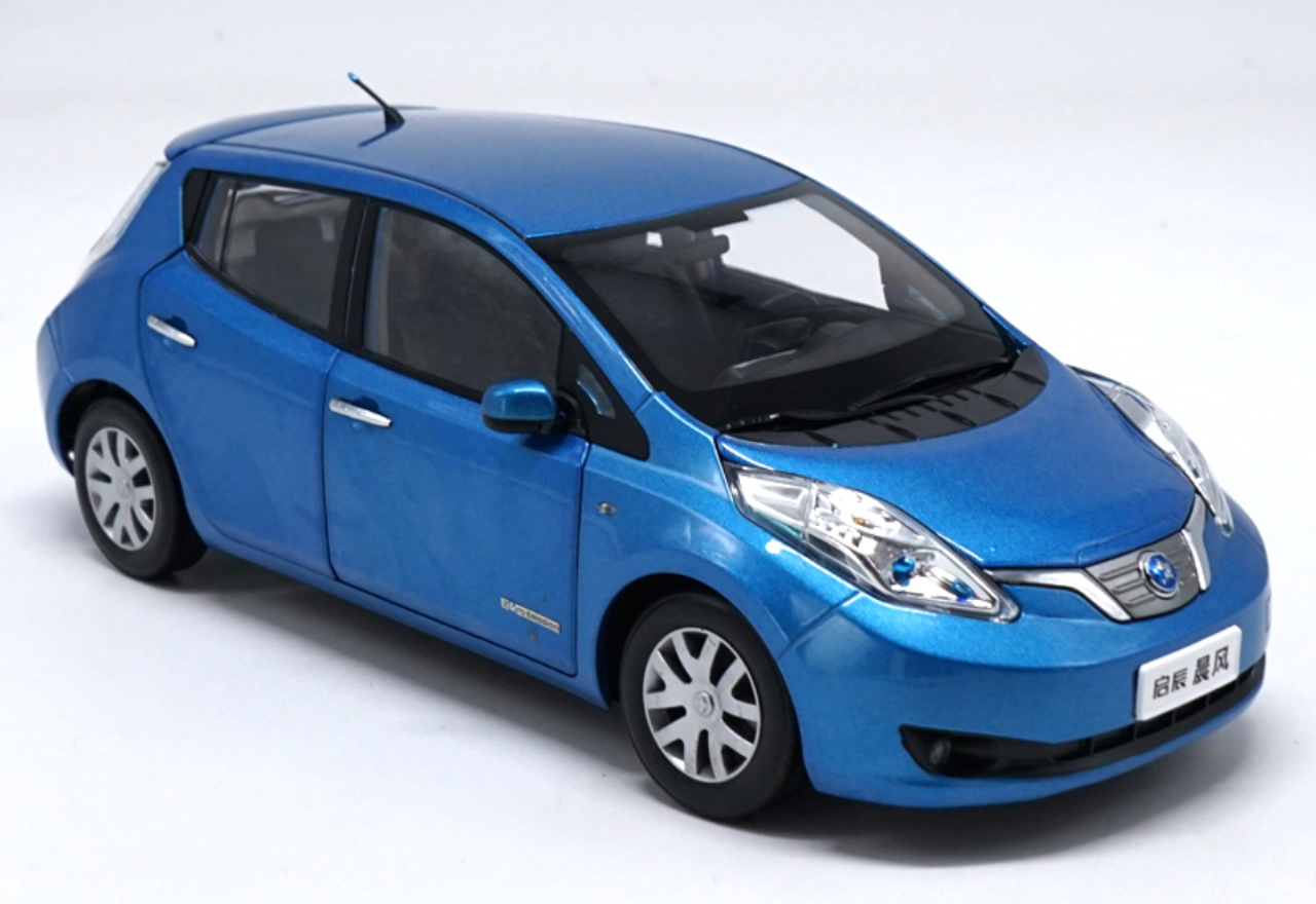 nissan leaf diecast