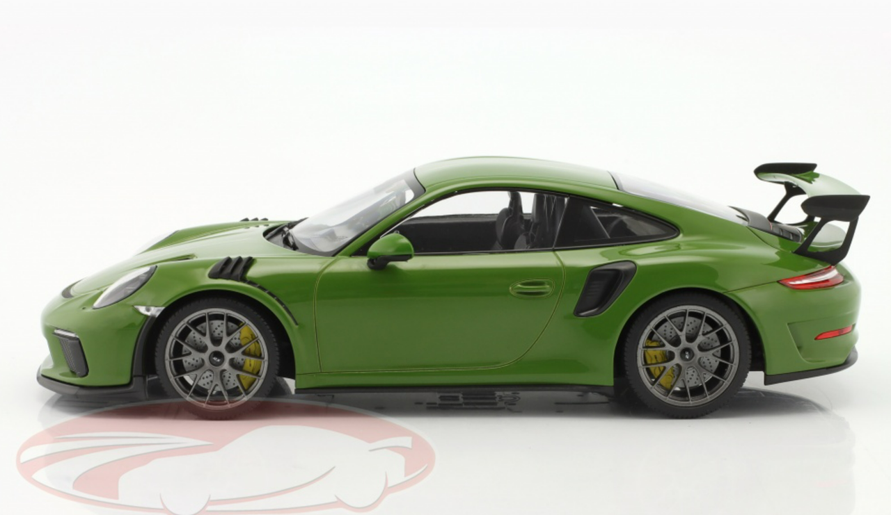 1/18 Minichamps 2019 Porsche 911 (991.2) GT3 RS Weissach Package (Green with Silver Wheels) Car Model