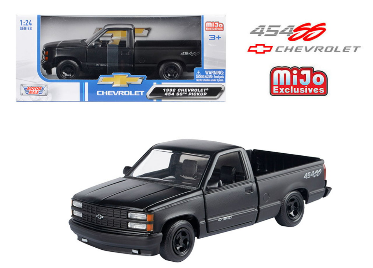 1/24 Motormax 1992 Chevrolet 454 SS Pickup (Matte Black) Diecast Car Model