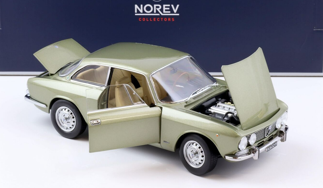 1/18 Norev 1973 Alfa Romeo 2000 GTV (Light Green Metallic) Diecast Car Model