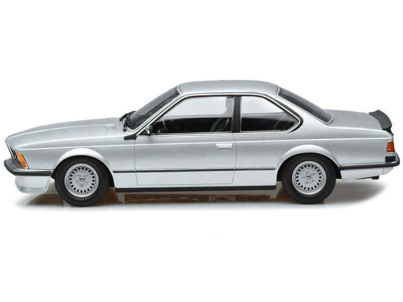 1/18 Minichamps 1982 BMW 635 CSi (Silver Metallic) Car Model