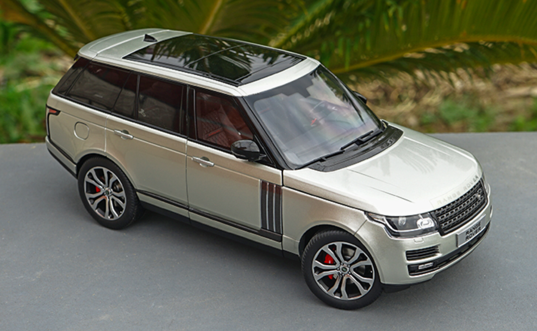 1 18 LCD MODELS 2018 Land Rover Range Rover 4th Generation 2013 