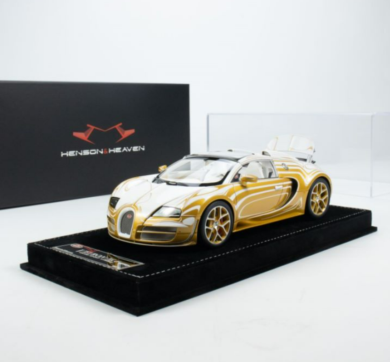 1/18 HH Model Bugatti Veyron Gold Ceramic ( Limit 20 Pieces)