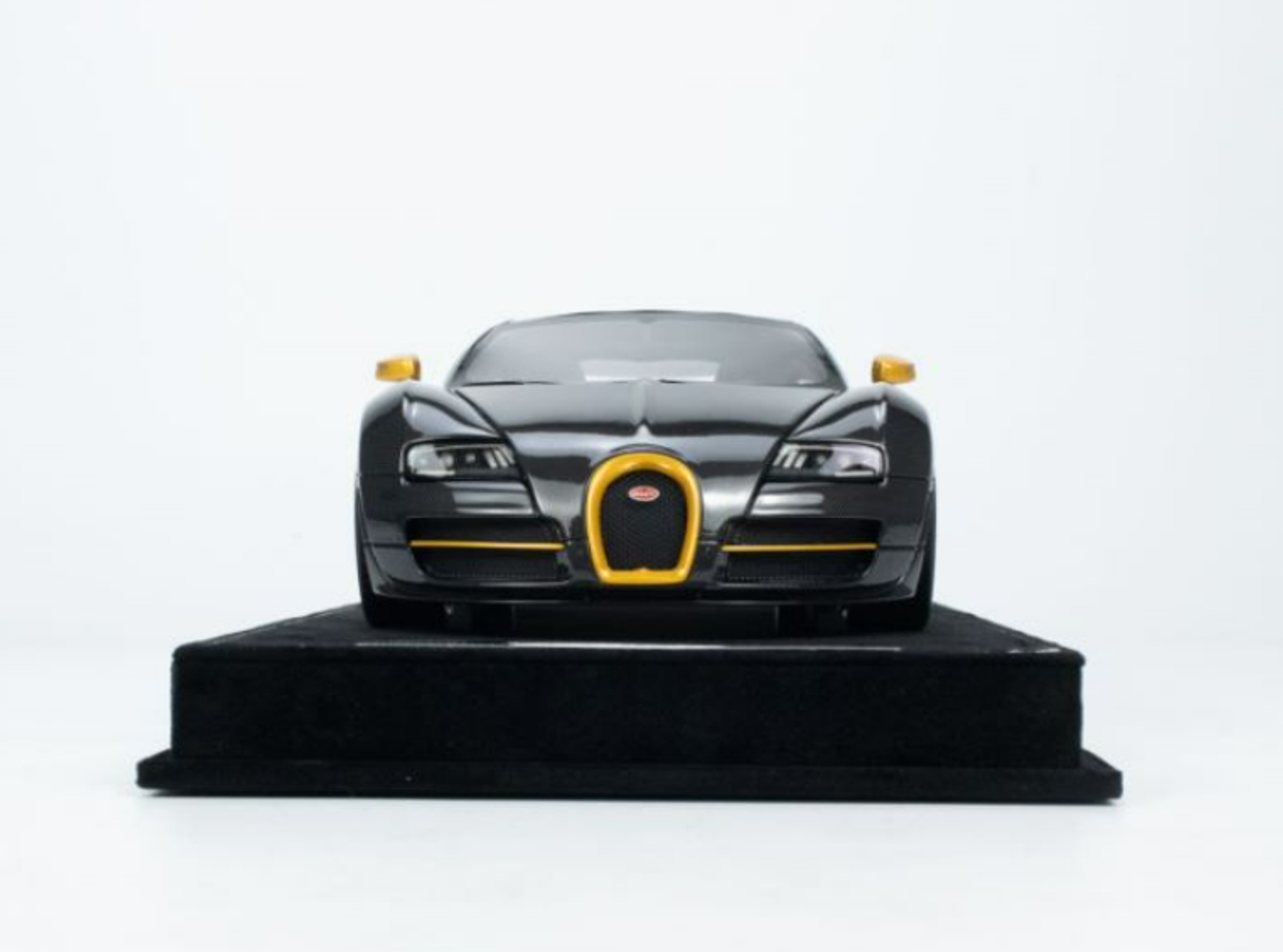 1/18 HH Model Bugatti Veyron Black Carbon (Limit 20 Pieces)