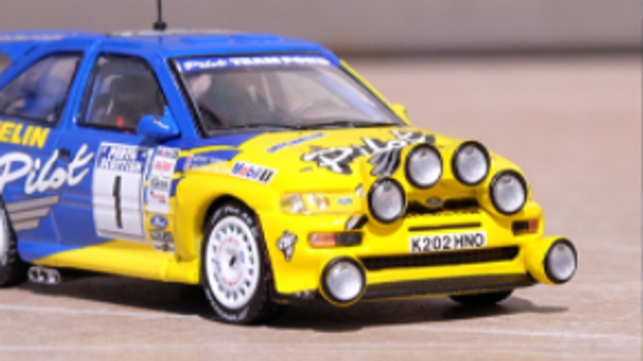 1/64 INNO Ford ESCORT RS COSWORTH #1 MICHELIN PILOT British Rally Championship