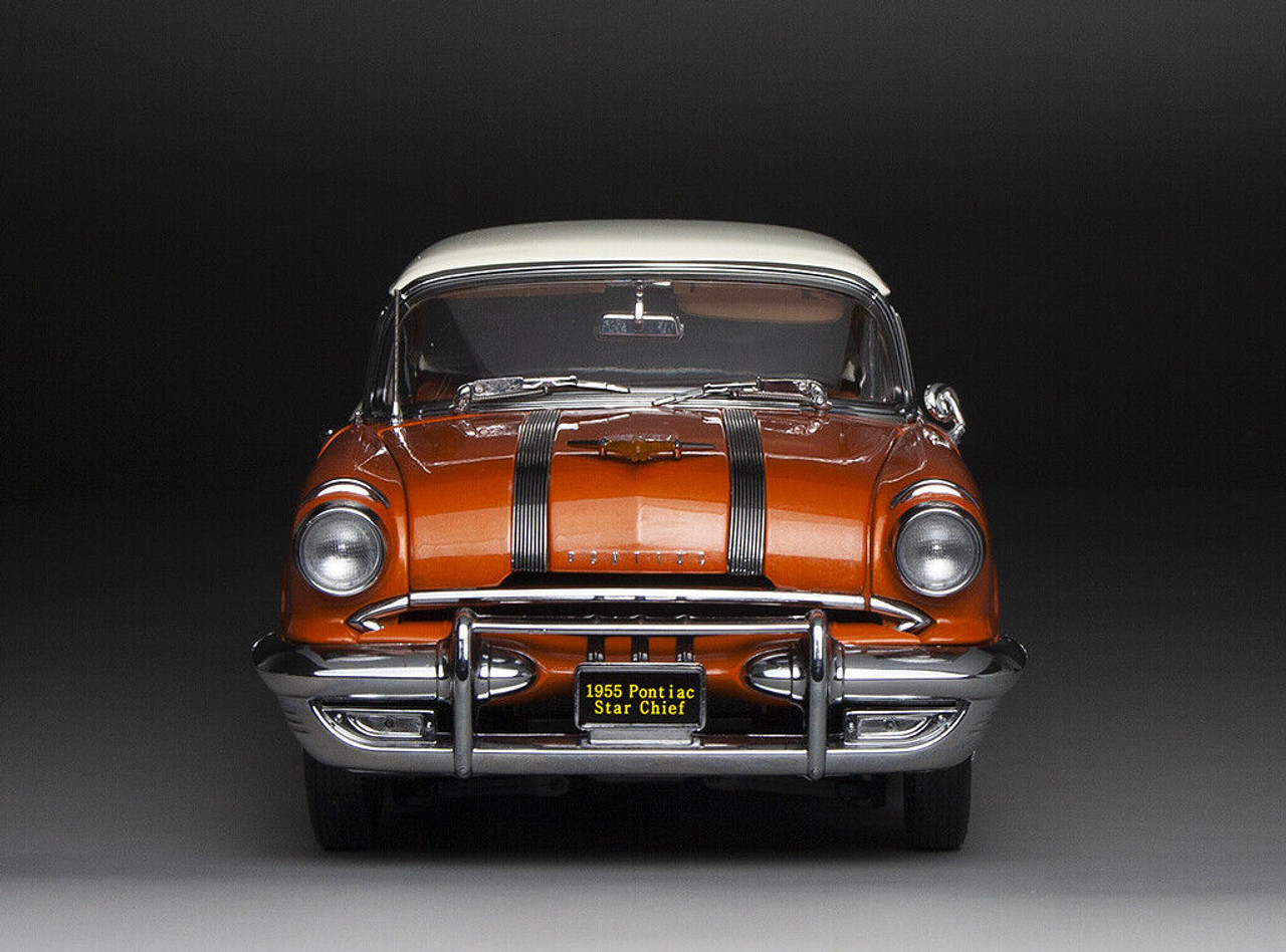 1955 Pontiac StarChief SunStar社製 1/18 1/18 Sunstar 1955 Pontiac Star Chief (Maroon Red) Diecast