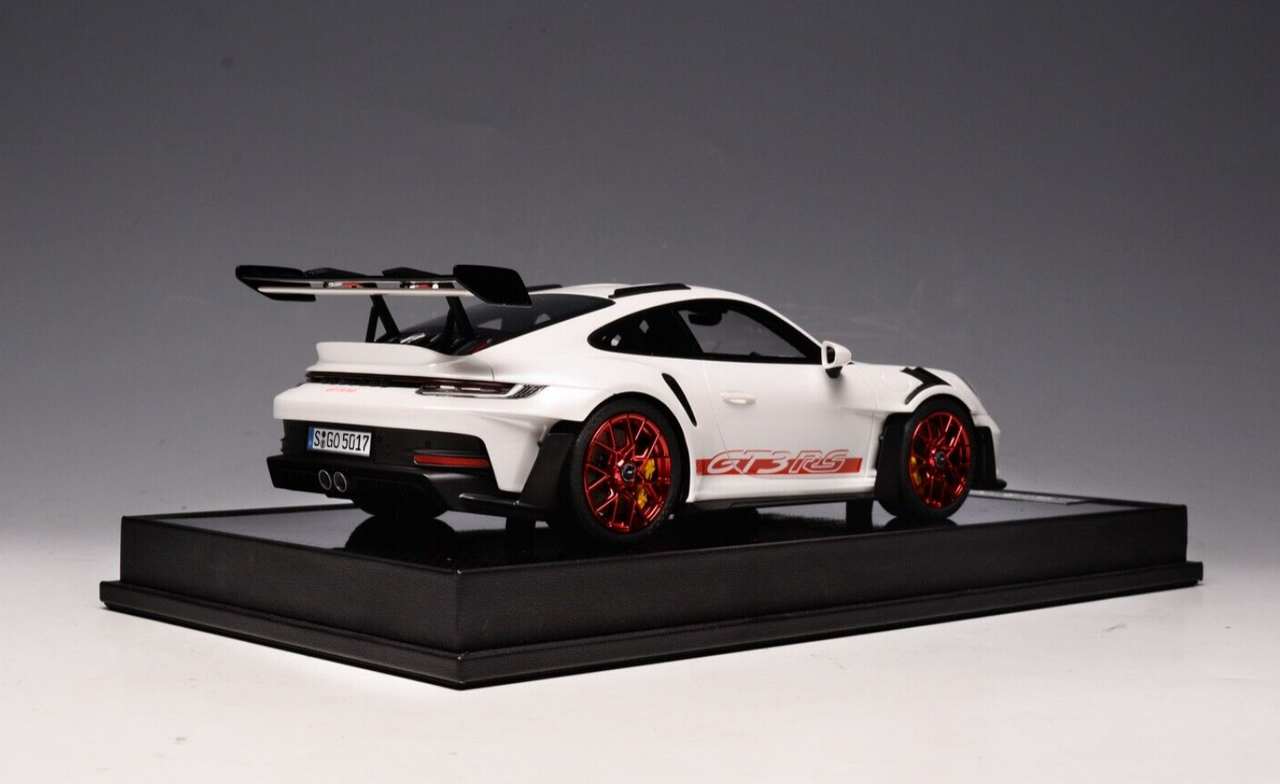 1/18 : Voici la Porsche 911 (992) GT3 RS de Timothy & Pierre - PDLV